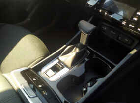 HYUNDAI TUCSON NX4 2.0 AT ELEGANCE