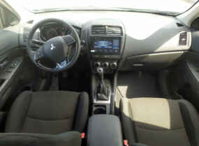 Mitsubishi ASX 1.6 MT Invite