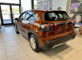 Suzuki S-cross 1.4T 2WD A/T GL