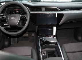 Audi Q8 Sportback e-tron