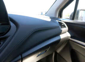 SUZUKI S-CROSS 1.4T 2WD AT GL