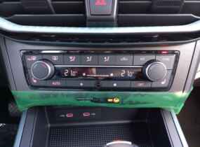 SEAT Arona 1.6 MPI 6AT