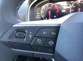 SEAT Arona 1.6 MPI 6AT