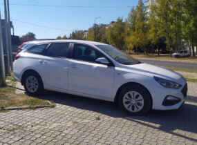 HYUNDAI i30 1.5 6AT Classic WGN
