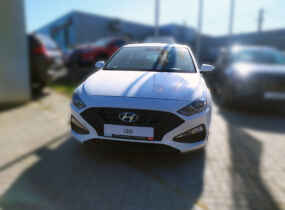 HYUNDAI i30 1.5 6AT Classic WGN