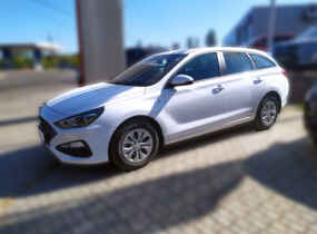 HYUNDAI i30 1.5 6AT Classic WGN