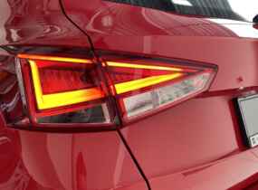 SEAT Arona 1.6 MPI 6-AT (Made in Spain)