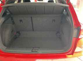 SEAT Arona 1.6 MPI 6-AT (Made in Spain)