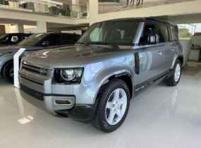 Land Rover Defender 110