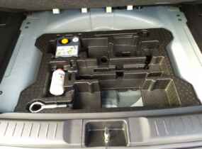 Suzuki Vitara 1.4L hybrid 4WD GLX AT