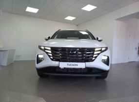 Hyundai TUCSON NX4 2.0 Elegance 2WD 6AT