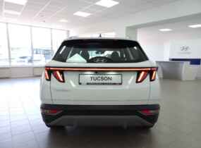 Hyundai TUCSON NX4 2.0 Elegance 2WD 6AT