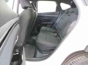 Hyundai TUCSON NX4 2.0 Elegance 2WD 6AT
