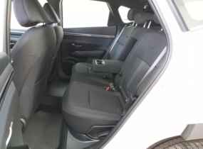 Hyundai TUCSON NX4 2.0 Elegance 2WD 6AT