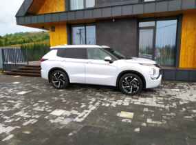 Mitsubishi New Outlander 2.5 CVT Ultimate