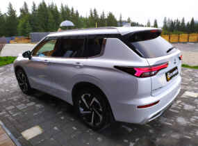 Mitsubishi New Outlander 2.5 CVT Ultimate
