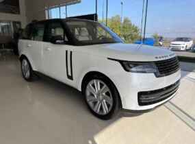 Новий Range Rover 2023