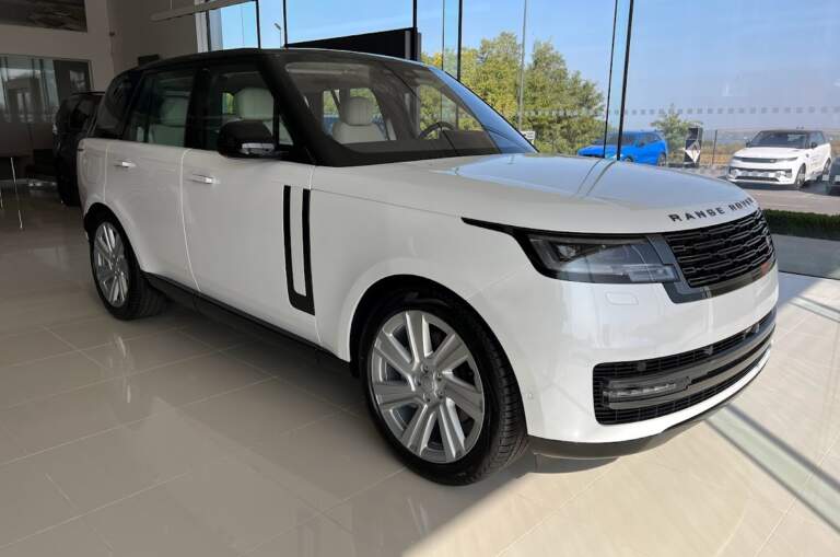 Новий Land Rover Range Rover 2023