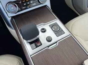 Новий Range Rover 2023