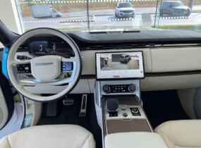 Новий Range Rover 2023