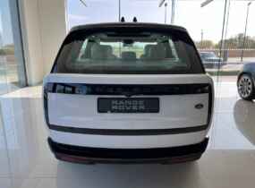 Новий Range Rover 2023