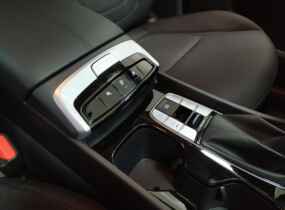 HYUNDAI Tucson NX4 2.0 2WD AT