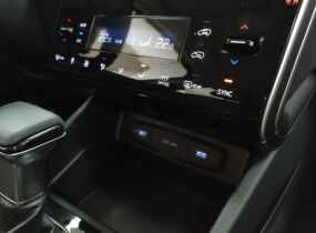 HYUNDAI Tucson NX4 2.0 2WD AT