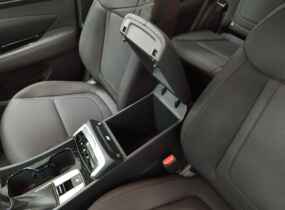 HYUNDAI Tucson NX4 2.0 2WD AT