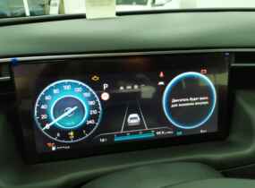 HYUNDAI Tucson NX4 2.0 2WD AT