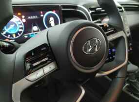 HYUNDAI Tucson NX4 2.0 2WD AT