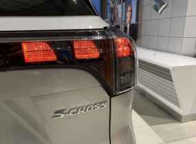 Suzuki S-cross 1.4T 2WD A/T GL