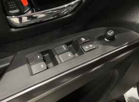 Suzuki S-cross 1.4T 2WD A/T GL