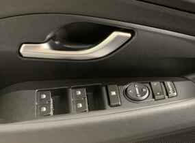 Hyundai i30 1.5 WGN Style AT
