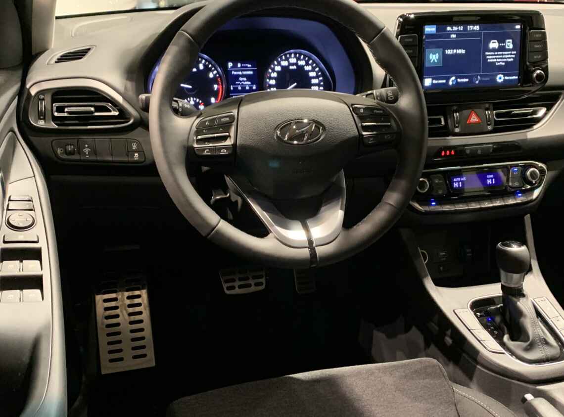 Hyundai i30 1.5 WGN Style AT