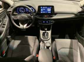 Hyundai i30 1.5 WGN Style AT