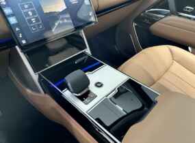 Новий Range Rover 2023
