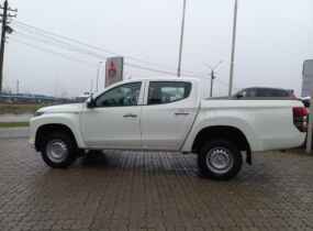 MITSUBISHI L200 2.4 TD MT Invite