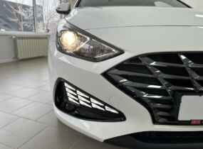 Hyundai i30 PD FL 1.5 WGN AT