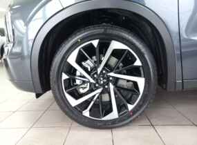 MITSUBISHI Outlander 2.5 CVT Ultimate