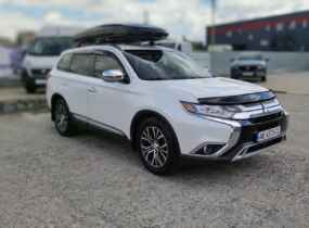 MITSUBISHI Outlander 2.4 CVT SE