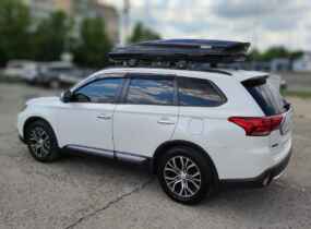 MITSUBISHI Outlander 2.4 CVT SE
