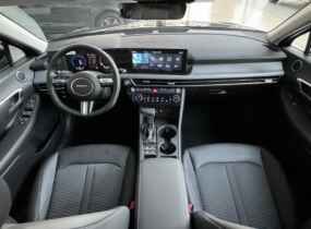 Hyundai Sonata DN8 2.5 GDi Style 8AT