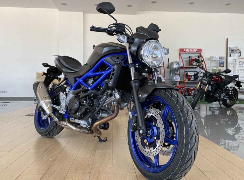 Встигни придбати мотоцикл Suzuki SV650 зі знижкою