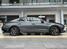 Hyundai Sonata 2.5 GDi Premium 8AT