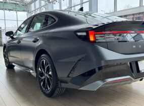 Hyundai Sonata 2.5 GDi Premium 8AT
