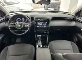 HYUNDAI Tucson NX4 2.0 2WD AT