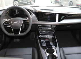 Audi e-tron GT e-tron 93.4 kWh