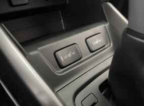 SUZUKI Vitara 1.6L 2WD GL+ 6AT