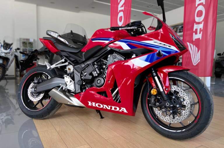 Новий Honda CBR650RA