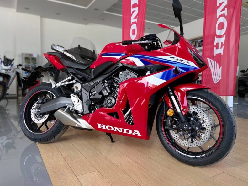 Honda CBR650R